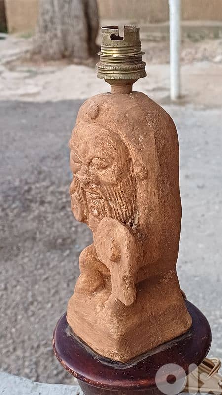antique 9