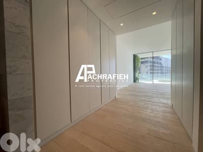 320 Sqm - Apartment For Sale In Downtown