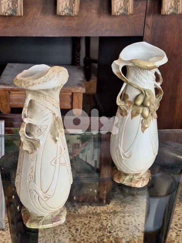 ROYAL DUX original porcelain vases 1
