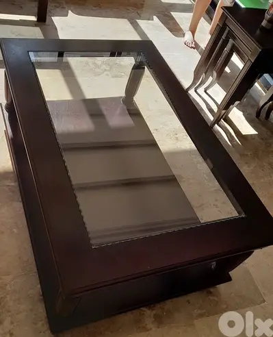 table used in very good condition 60$