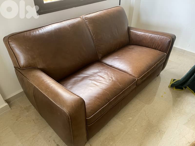 Leather Couches: 2