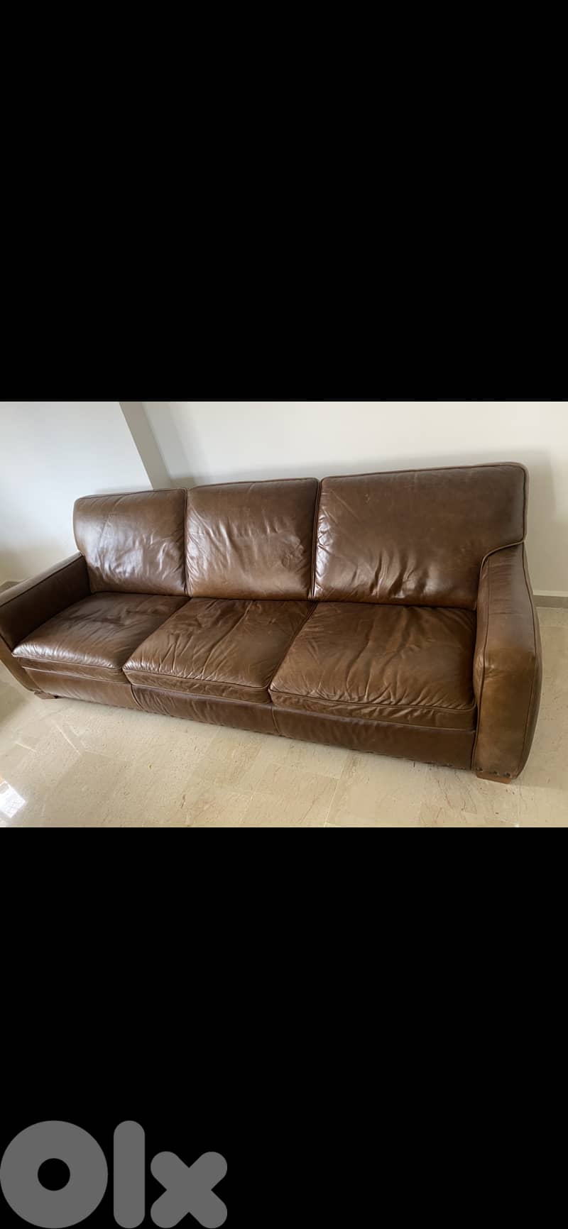 Leather Couches: 4