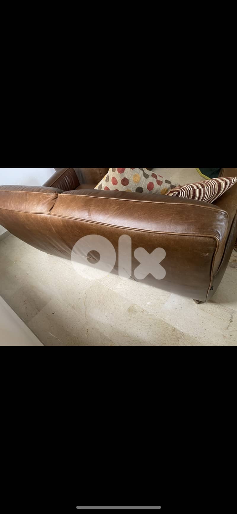 Leather Couches: 5
