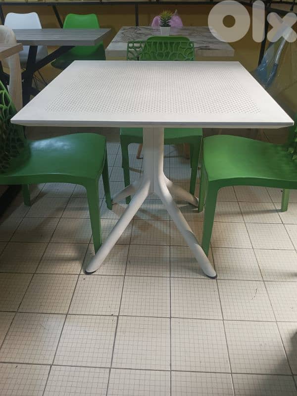 kitchen table 0