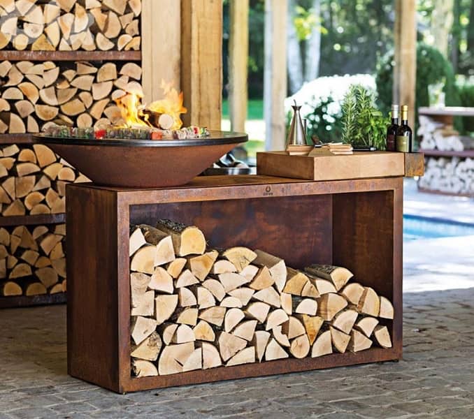 barbecue wood and charcoal grill BBQ 1