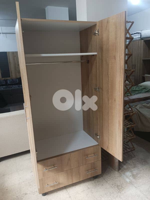wardrobe 1