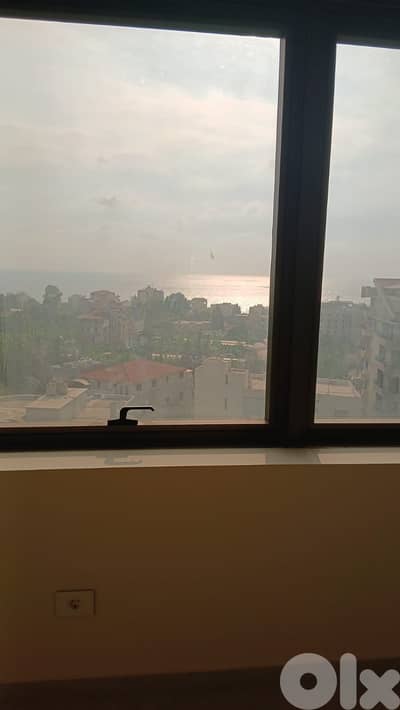 Office for rent in Jbeil - مكتب للإيجار في جبيل