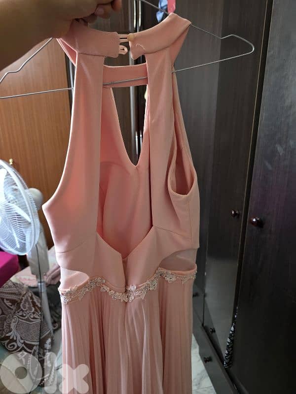 dresses 0