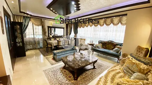 Apartment for Sale in Mar Elias شقة للبيع في مار الياس