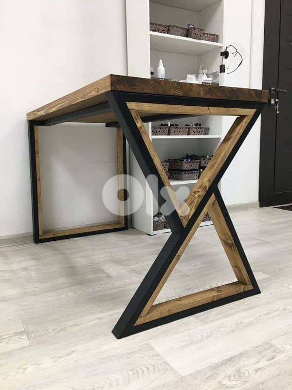natural wood desk 1