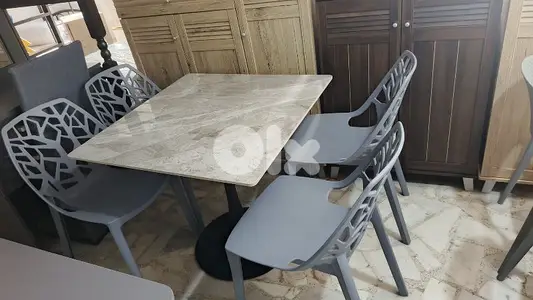 طاولة مربعة وجه سيراميك 80cm