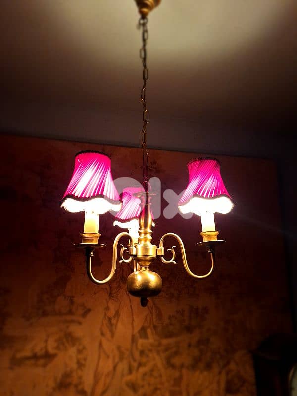 3 lamps brass chandelier 0