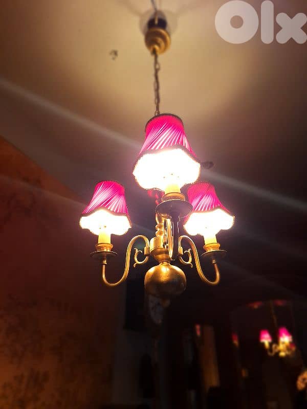 3 lamps brass chandelier 1