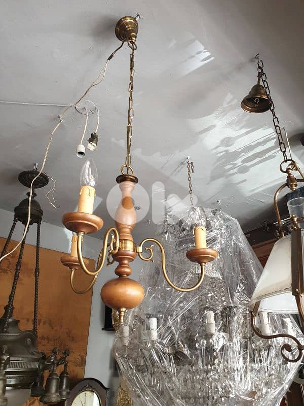 flemish brass and wood 3 lamps chandelier 4