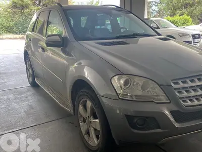 Mercedes-Benz ML-Class 2010