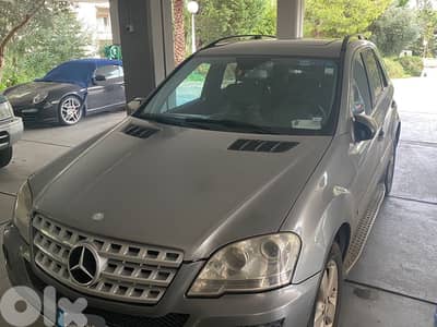 Mercedes-Benz ML-Class 2010