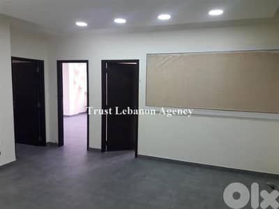 مكتب للايجار في المنصورية Office for rent in Mansourieh