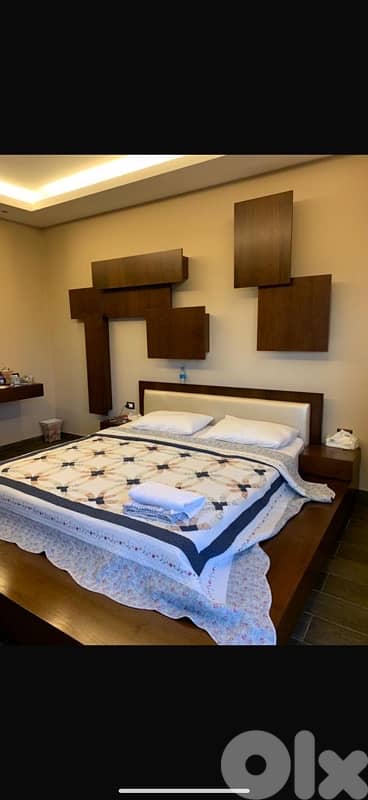 king size bed 1