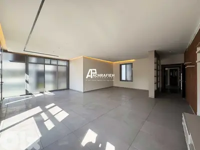 Apartment For Rent in Achrafieh - شقة للأجار في الأشرفية