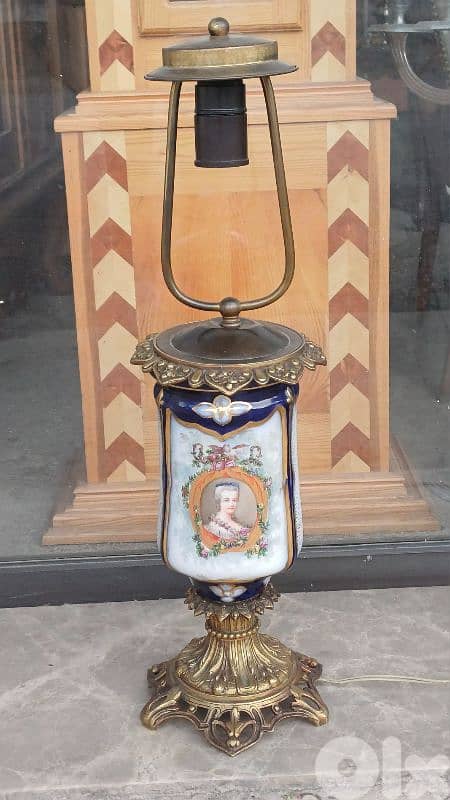 antique 9
