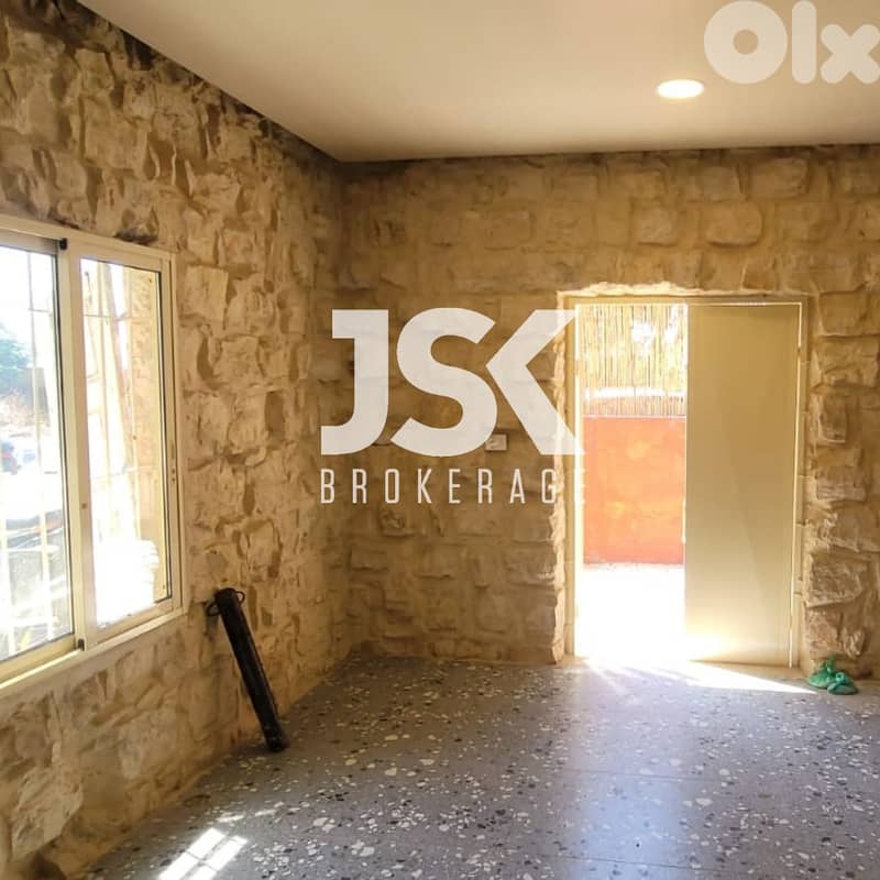 L18912 - Stand Alone Office For Rent in Aamchit 0