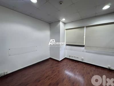 414 Sqm - Office For Rent in Sodeco