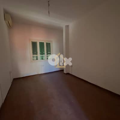 Apartment for sale in Achrafieh JD205 شقة للبيع في الأشرفية