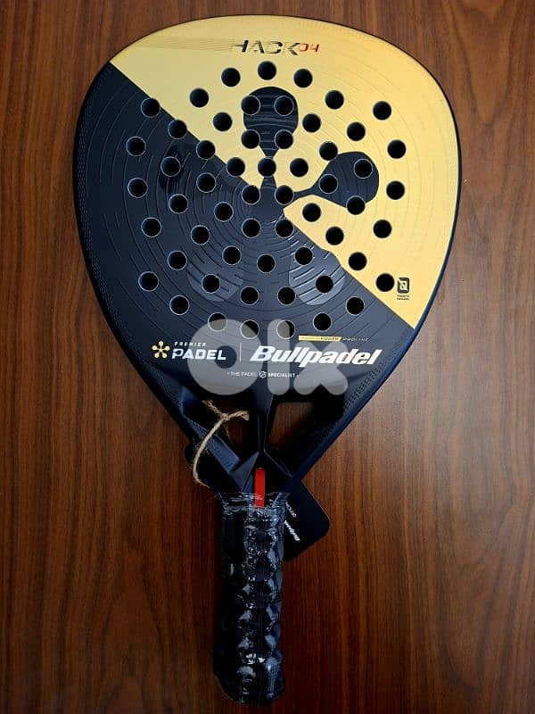 Bullpadel Hack 04 Premier (Limited Edition) model 2025 price 220$ 1