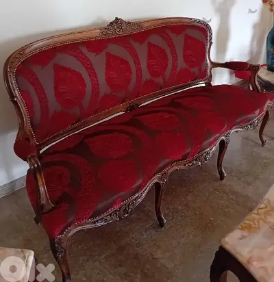 sofa set with onix set table