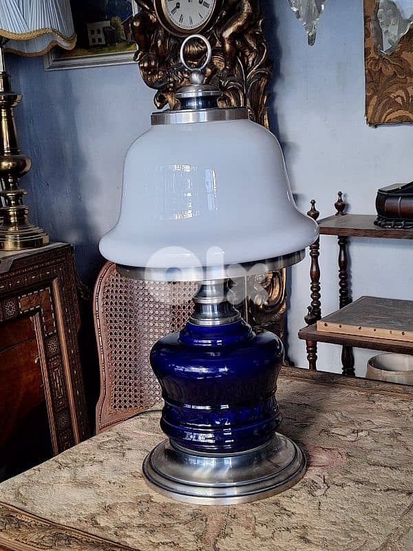 mushroom shaped opaline lamp 3