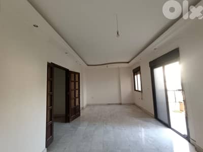 L18918 -Apartment For Sale in Prime Location in Furn El Chebbak