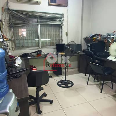 Showroom for sale in dawra main streetصالة عرض للبيع في الدورة شارع ال