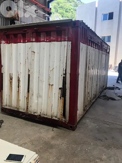 Container 20"