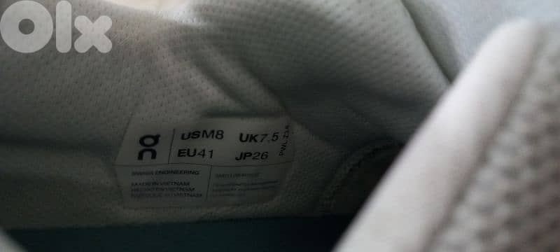 on cloud shoes 5