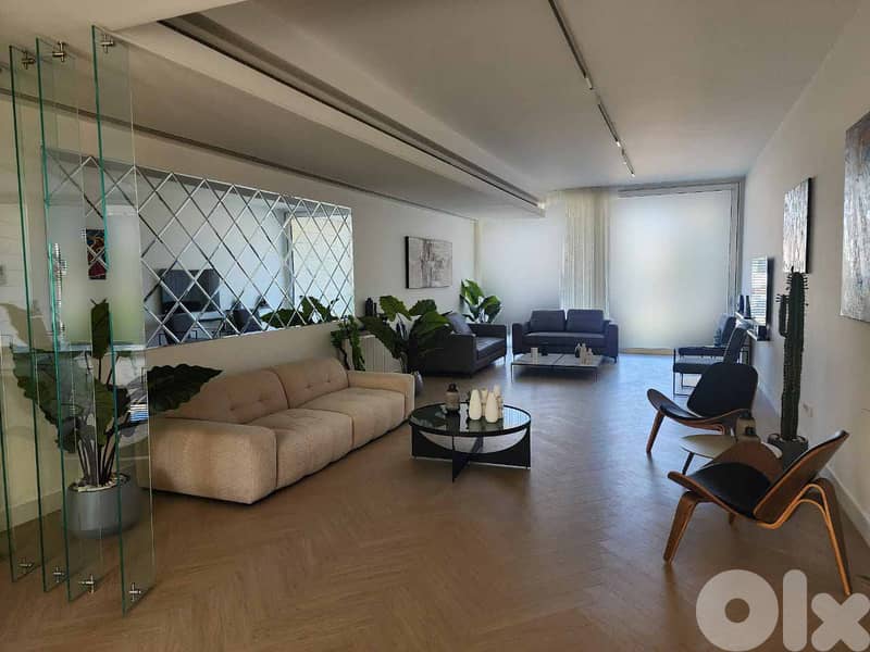HIGH-END APT IN DOWNTOWN / SEA VIEW (350 SQ) 3 MASTER BEDS , (BT-1204) 0