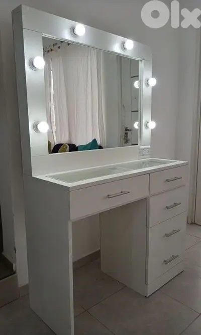 Chiffoniere