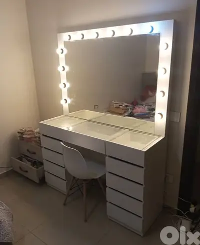 Chiffoniere