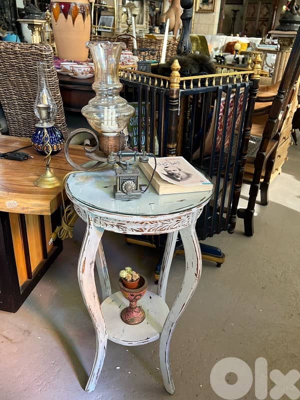 vintage table 5