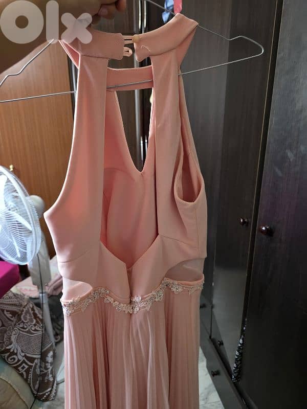 dresses 0