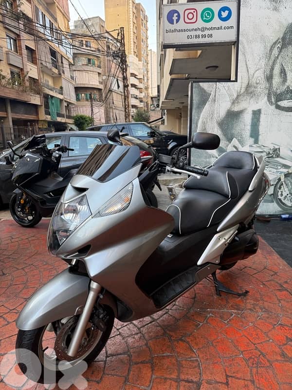 Honda Silverwing Japanese 1