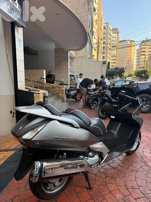 Honda Silverwing Japanese 2