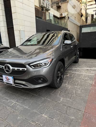 Mercedes-Benz GLA-Class 2021