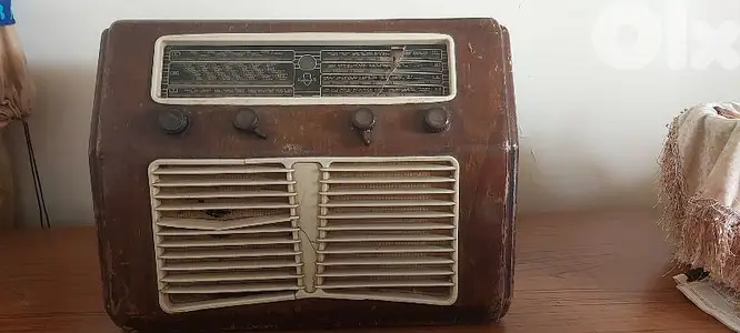 Radio Antique Frech age 100 yearsراديو انتيك مائة عام للاتصال03668674