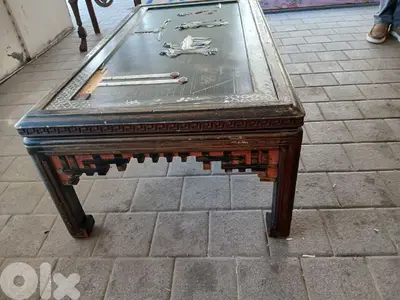 black chinese table