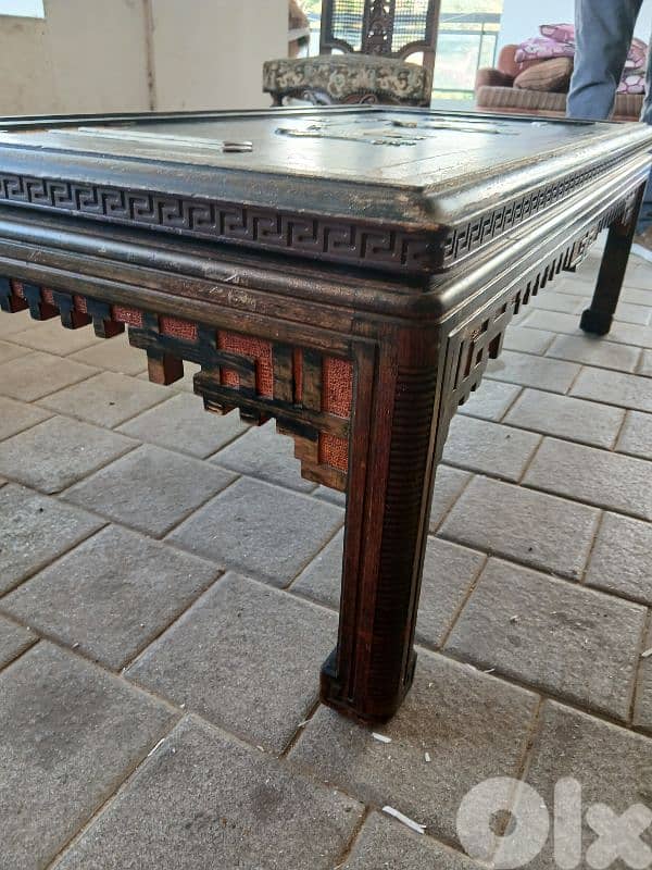 black chinese table 1