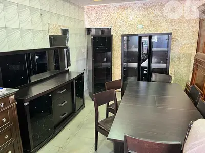 طاولة سفرة شغل استقبال شبه جديدة