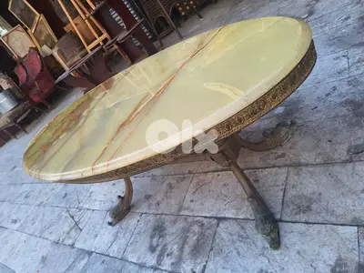 طاولة صالون وسط برونز انتيك اسباني وجه رخام اونكس