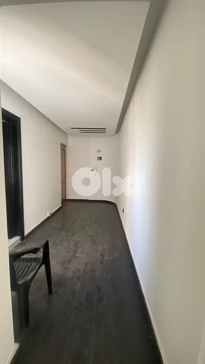 Office for sale in Tripoli - مكتب للبيع في طرابلس