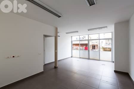 200 SQM Office for Rent in Hamra مكتب للإيجار في الحمرا 200 متر