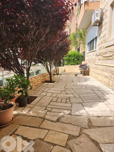 apartment For sale in amchit شقة للبيع في عمشيت